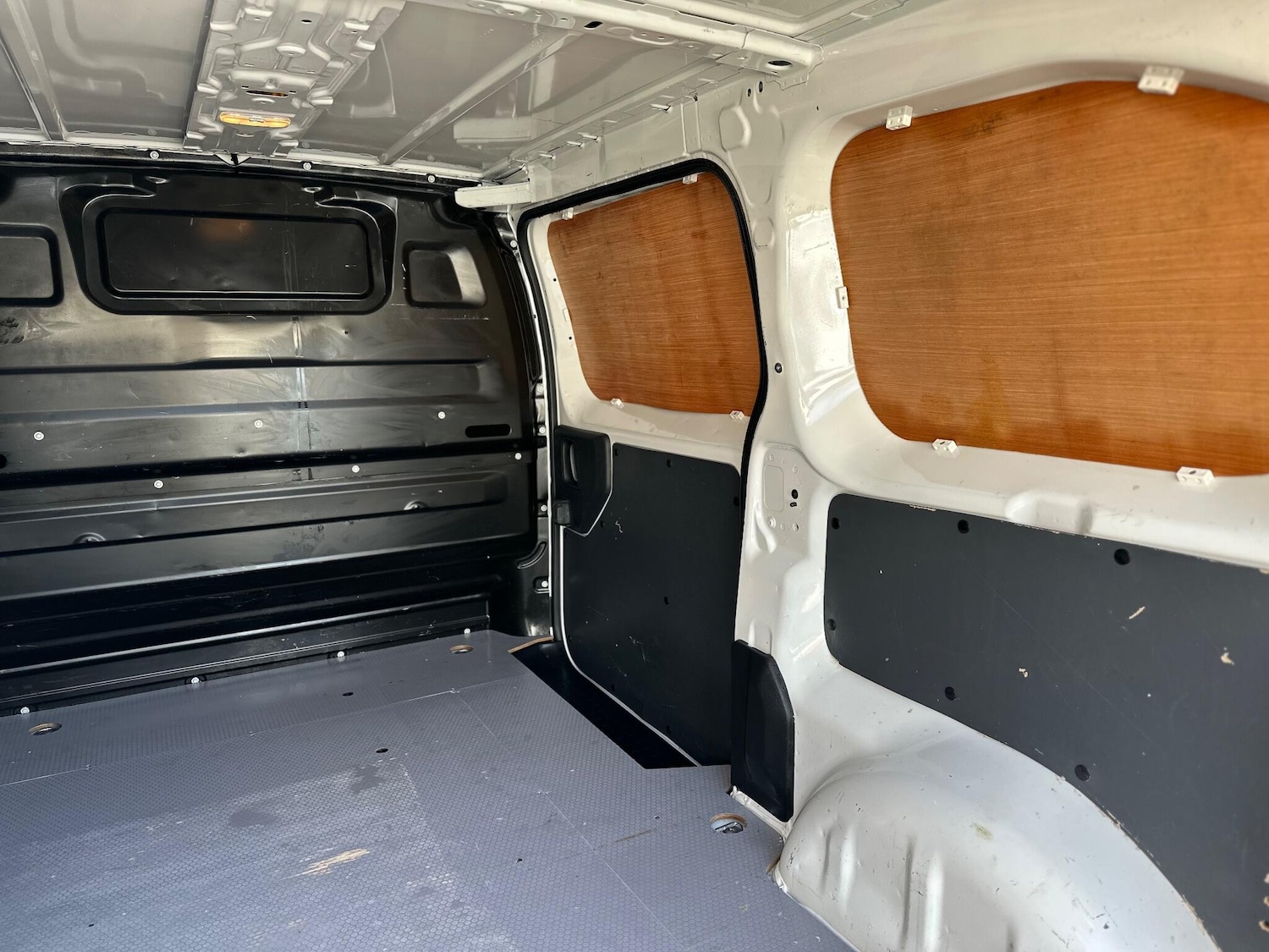 Used Vauxhall Vivaro 2020 for sale - 77255155: Photo 42