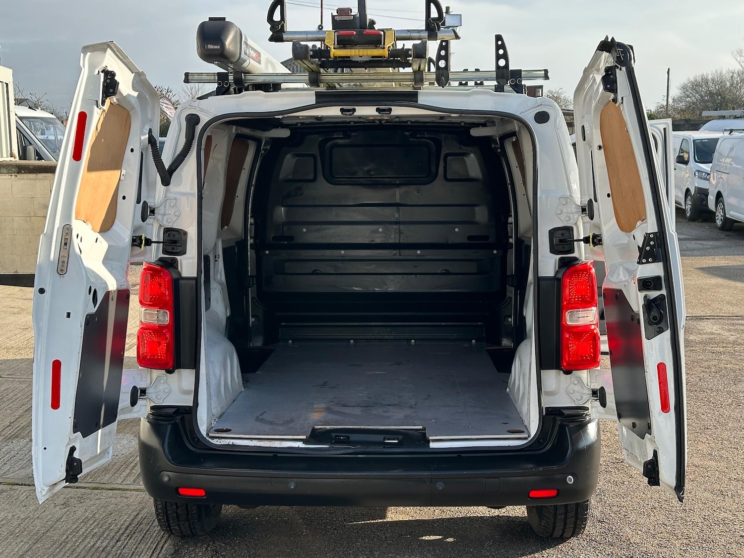 Used Vauxhall Vivaro 2020 for sale - 77255155: Photo 43