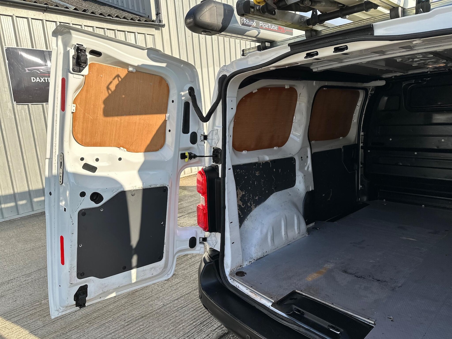 Used Vauxhall Vivaro 2020 for sale - 77255155: Photo 45