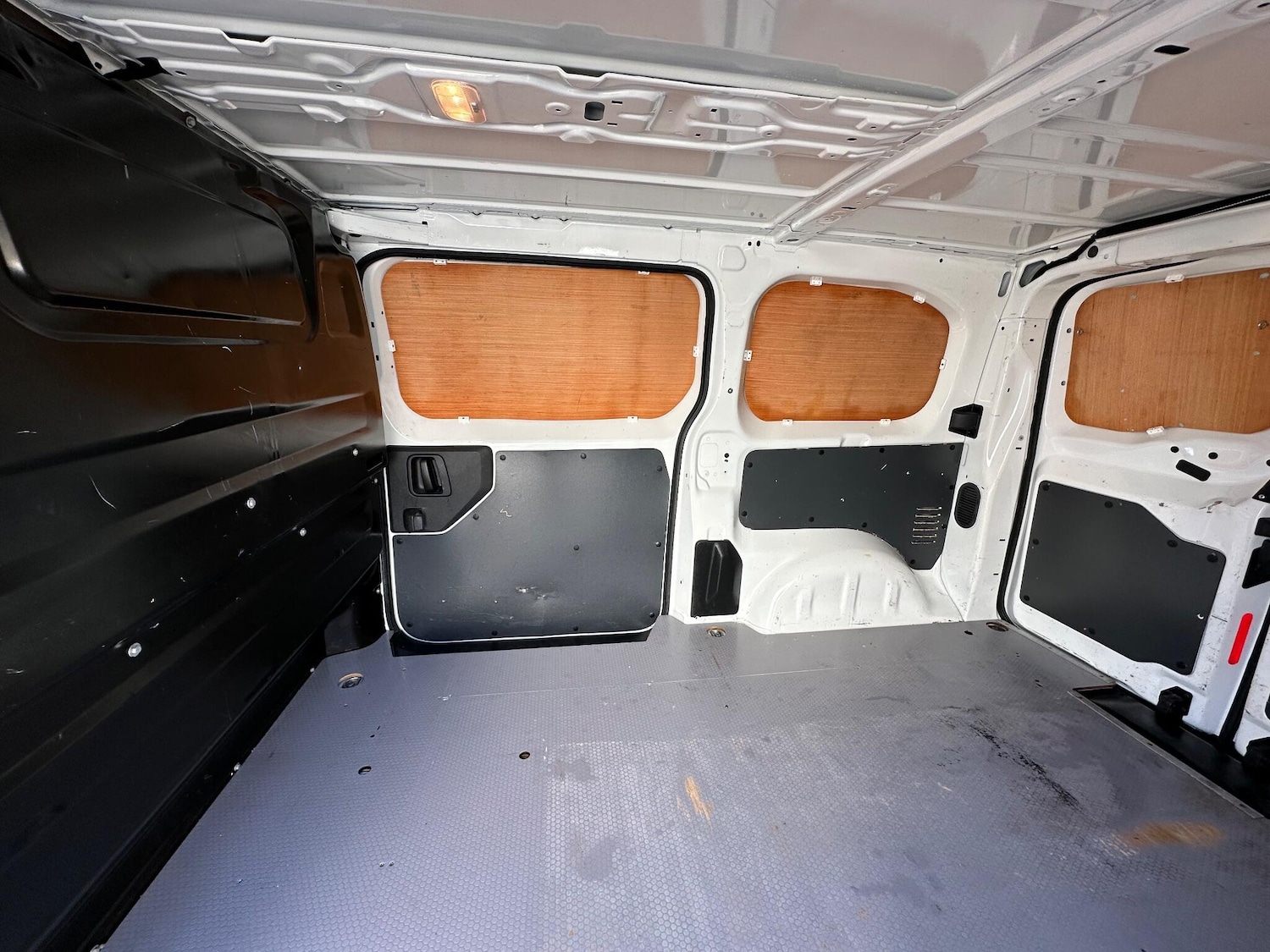 Used Vauxhall Vivaro 2020 for sale - 77255155: Photo 47