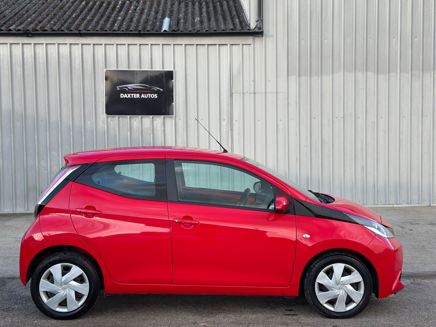 Used Toyota AYGO 2015 for sale - 77924955: Photo 19