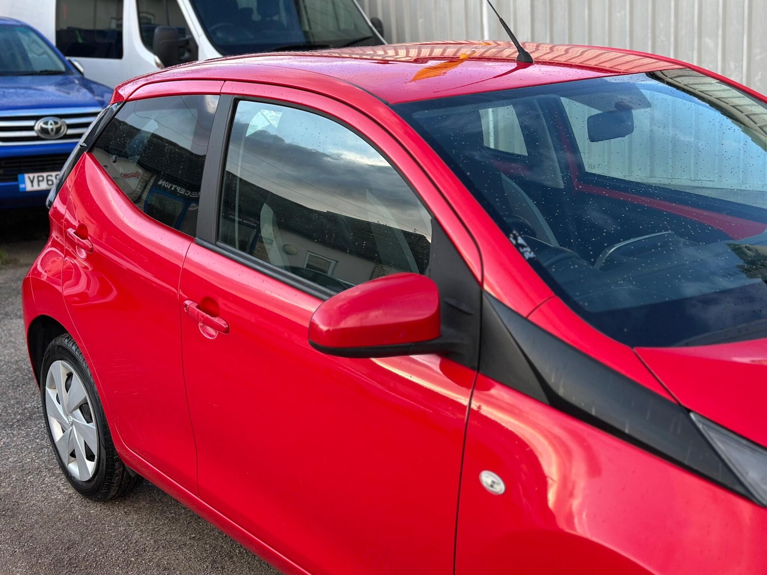 Used Toyota AYGO 2015 for sale - 77924955: Photo 21