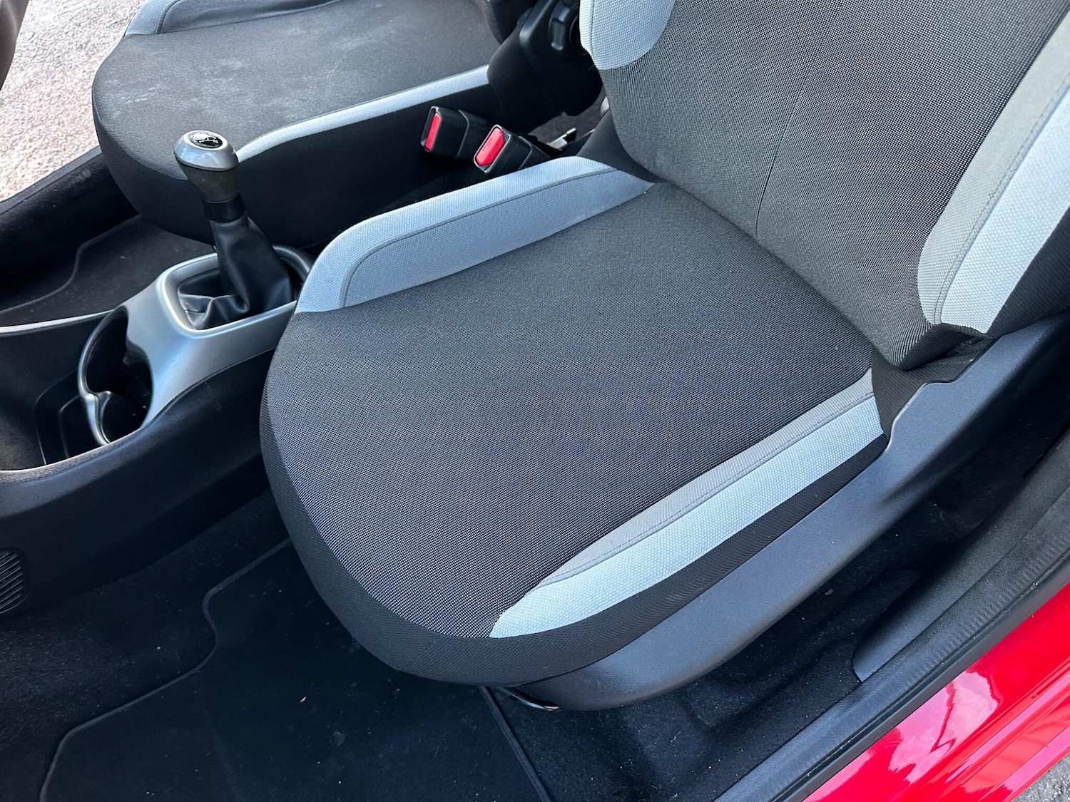 Used Toyota AYGO 2015 for sale - 77924955: Photo 46