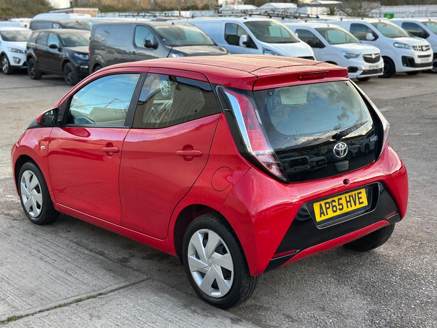 Used Toyota AYGO 2015 for sale - 77924955: Photo 5