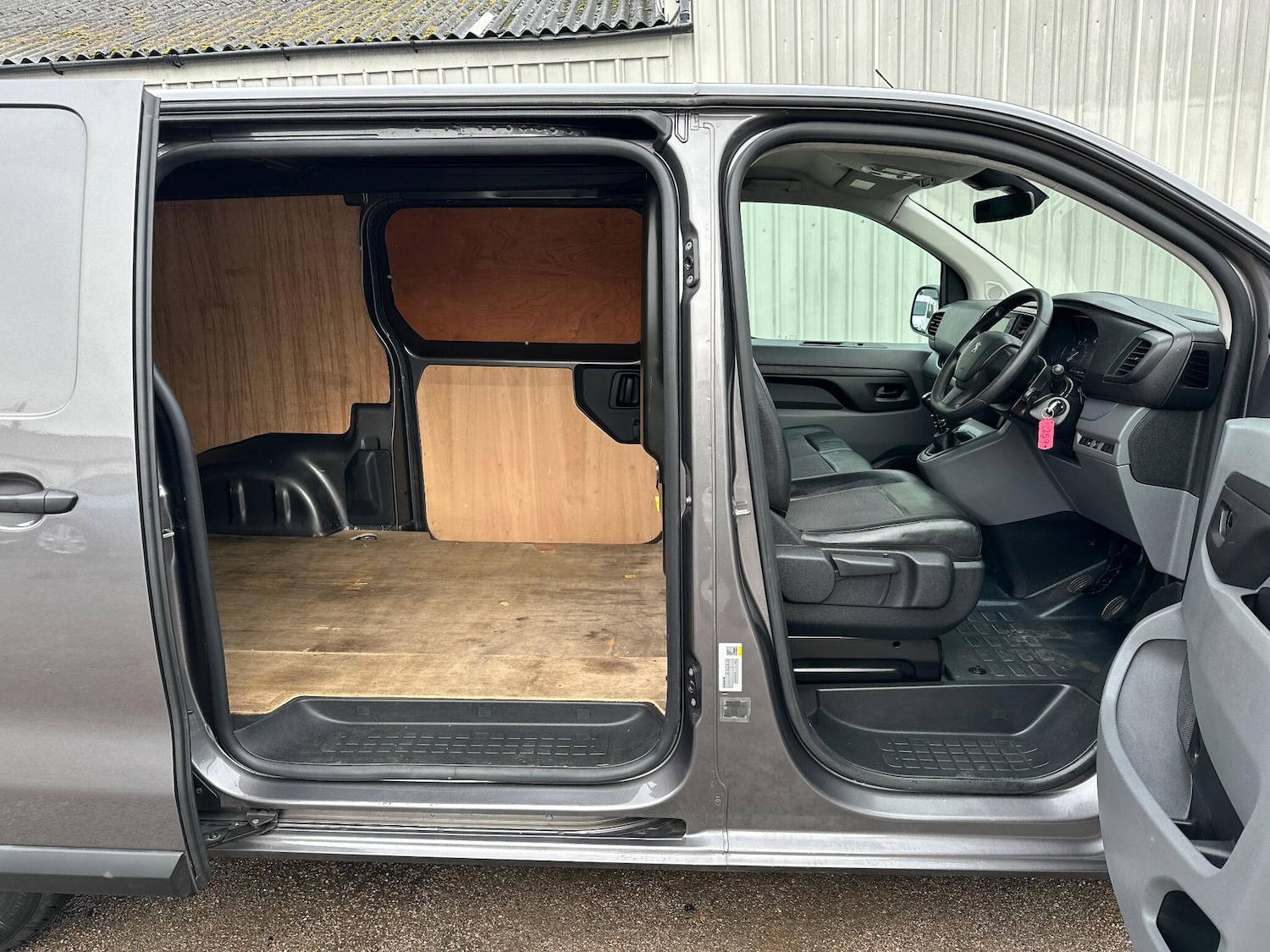 Used Peugeot Expert 2020 for sale - 77455450: Photo 12