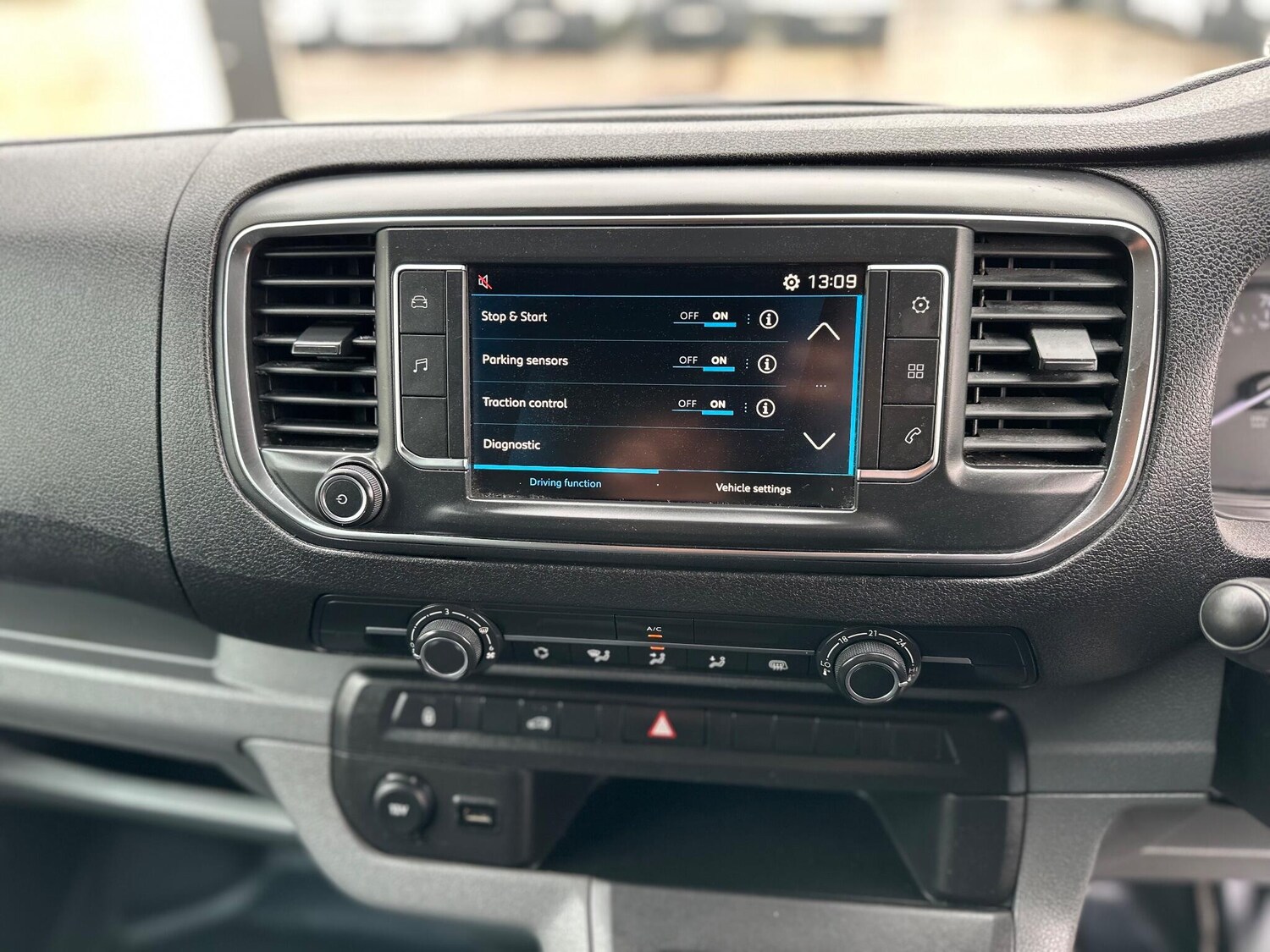 Used Peugeot Expert 2020 for sale - 77455450: Photo 38