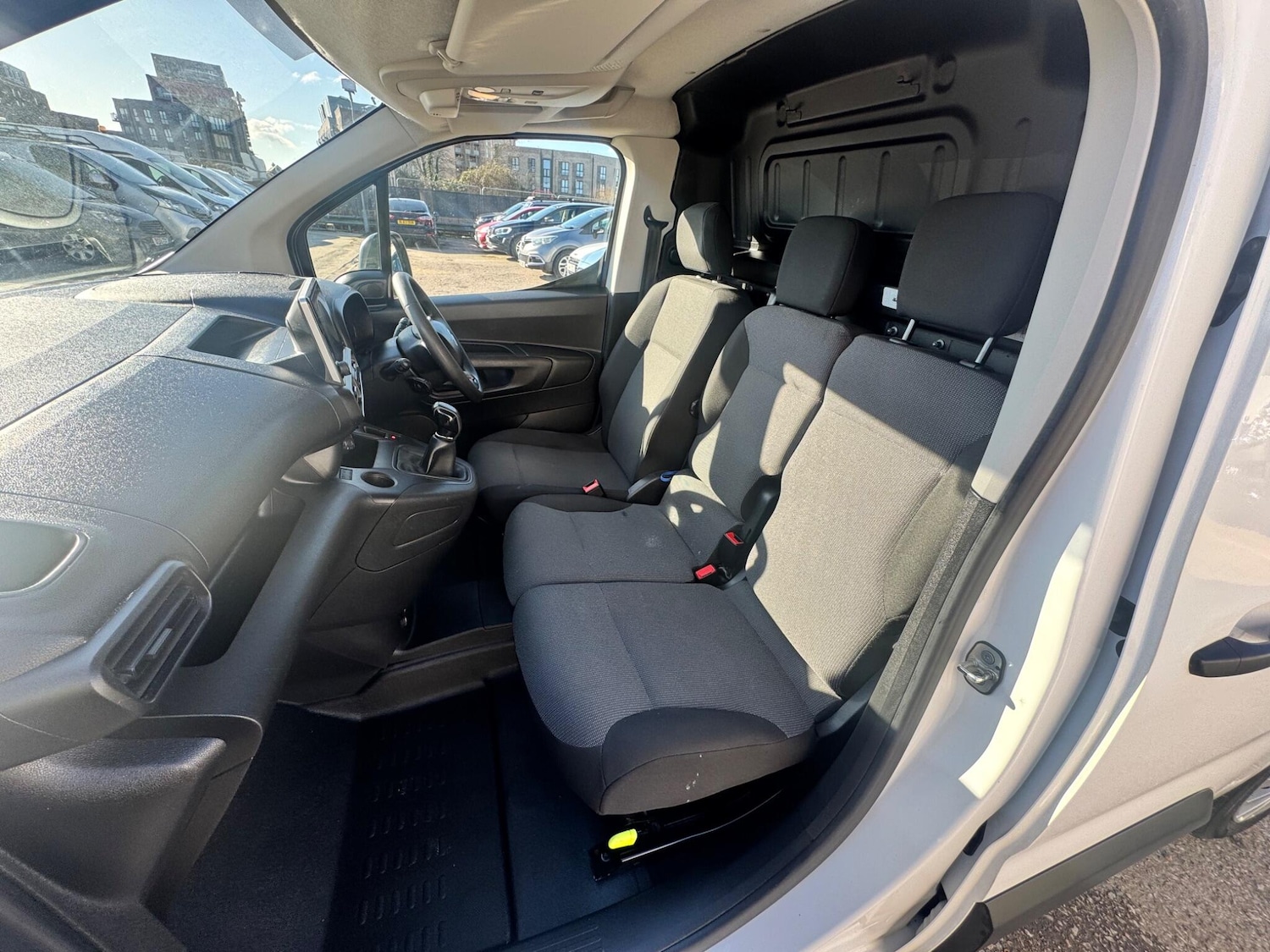 Used Citroen Berlingo 2022 for sale - 77559782: Photo 39