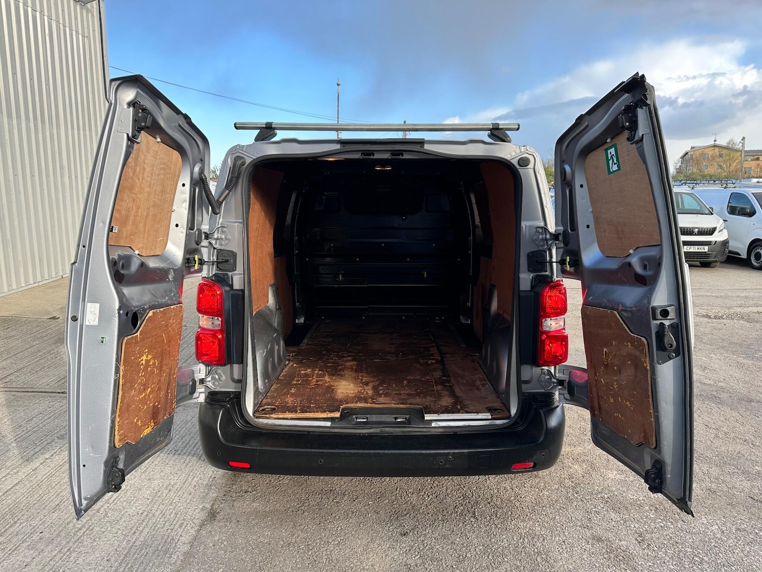 Used Citroen Dispatch 2019 for sale - 78058198: Photo 16