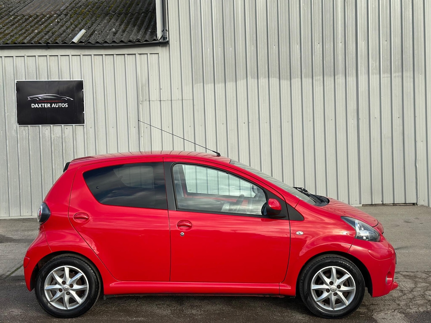 Used Toyota AYGO 2014 for sale - 77166878: Photo 25