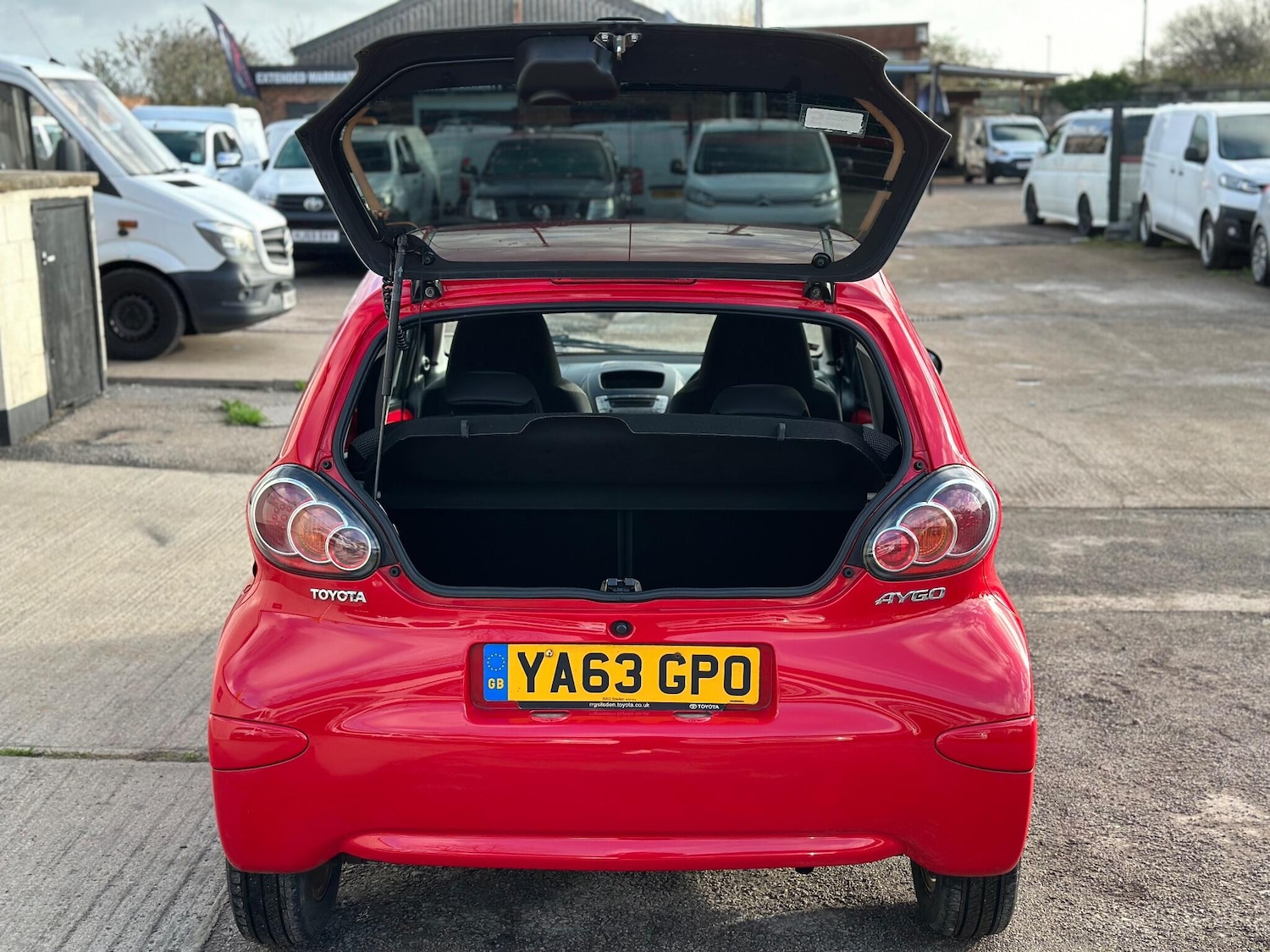 Used Toyota AYGO 2014 for sale - 77166878: Photo 38