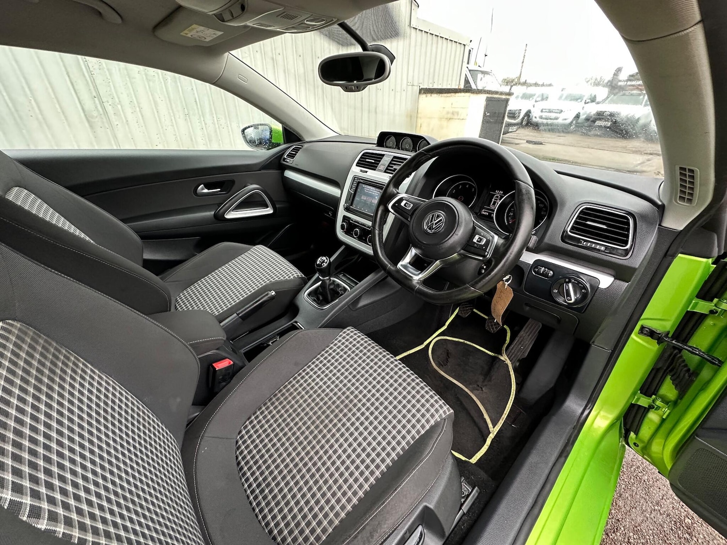 Used Volkswagen Scirocco 2015 for sale - 77611986: Photo 27