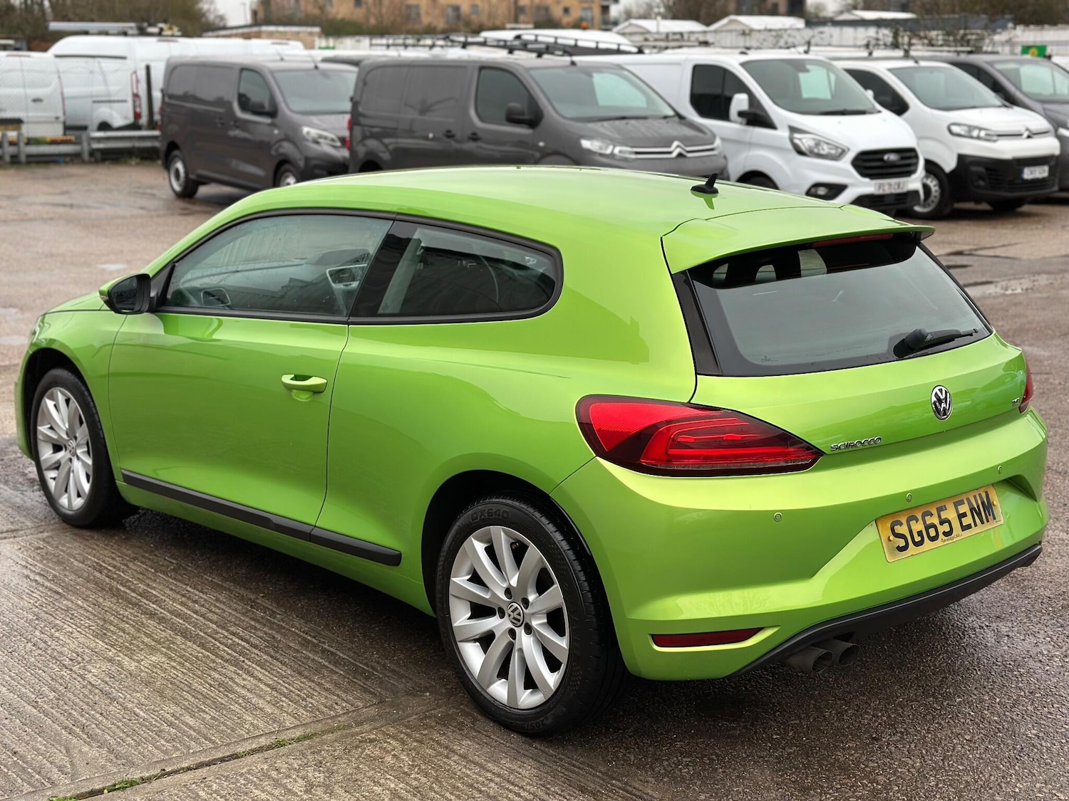Used Volkswagen Scirocco 2015 for sale - 77611986: Photo 3
