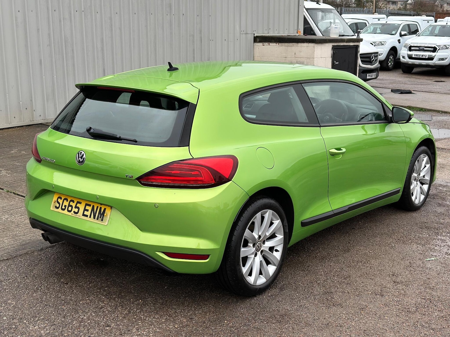 Used Volkswagen Scirocco 2015 for sale - 77611986: Photo 4