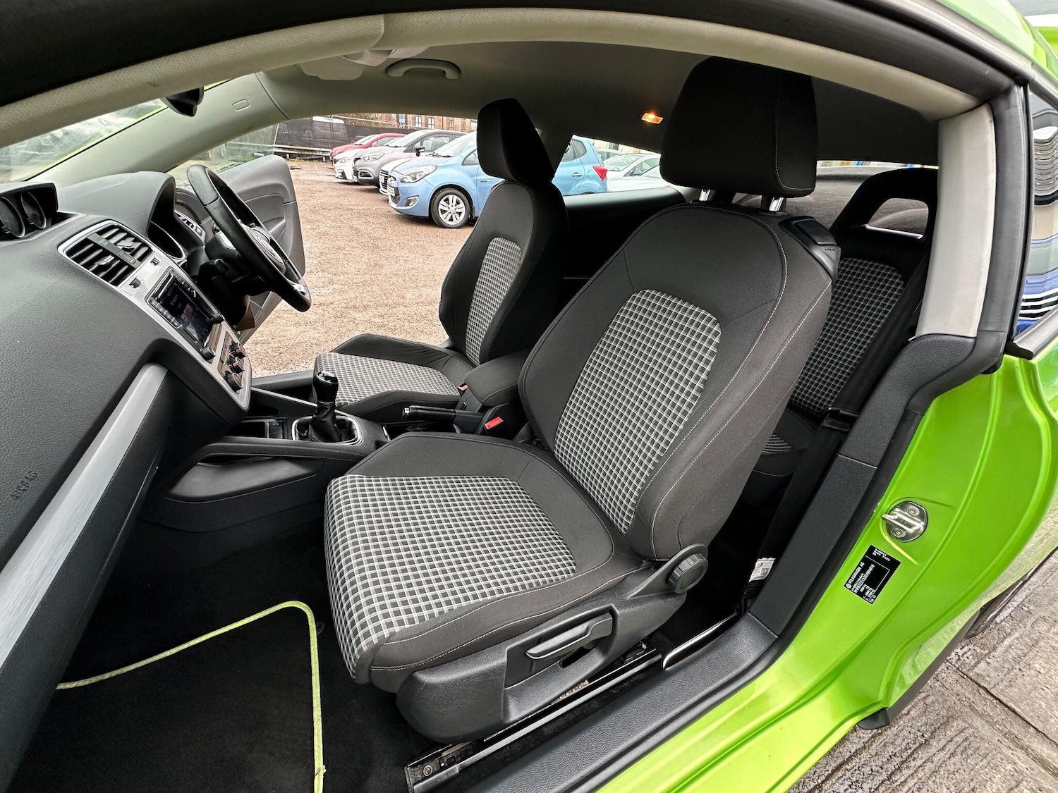 Used Volkswagen Scirocco 2015 for sale - 77611986: Photo 8