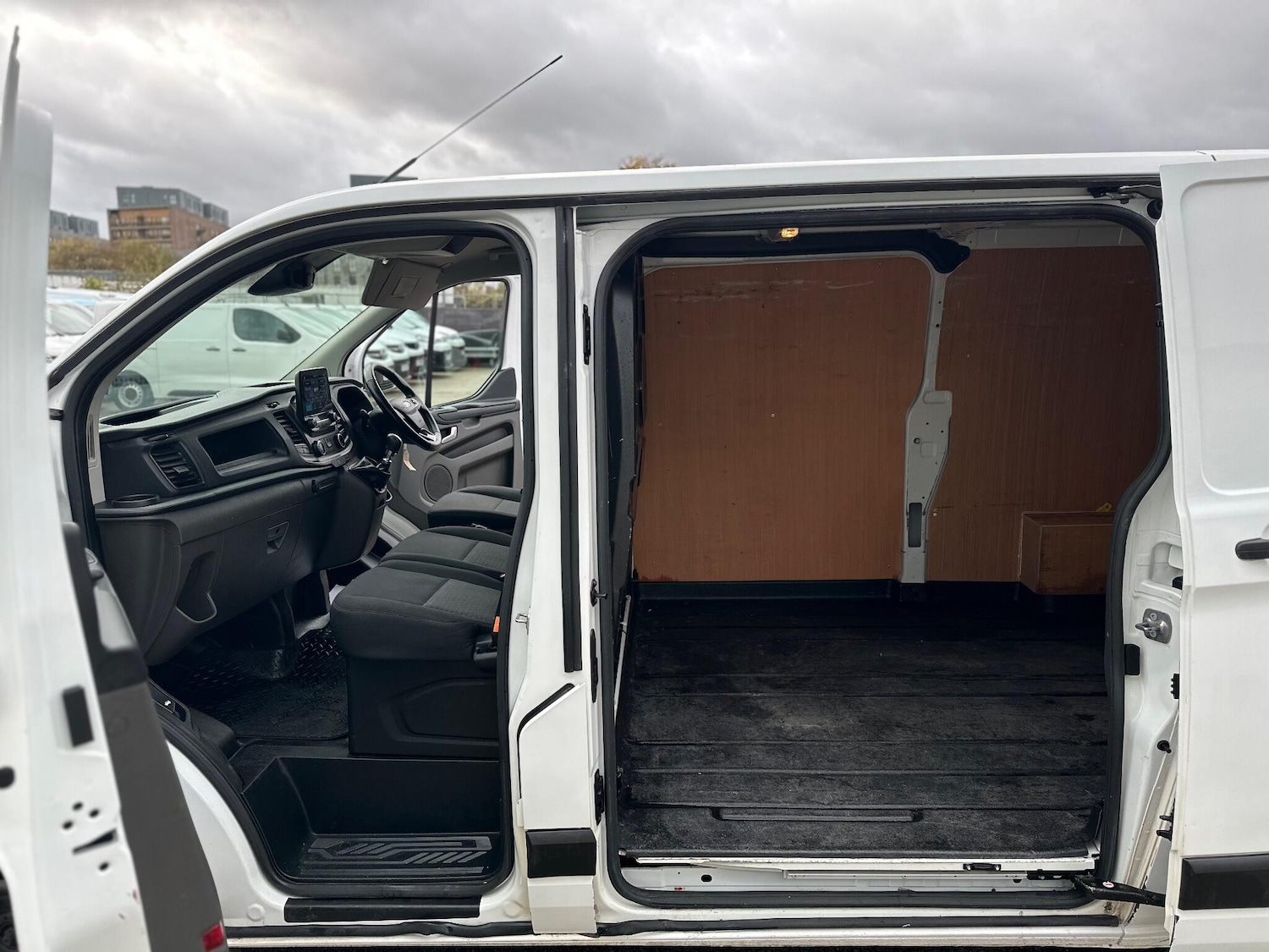 Used Ford Transit Custom for sale - 76993166: Photo 50