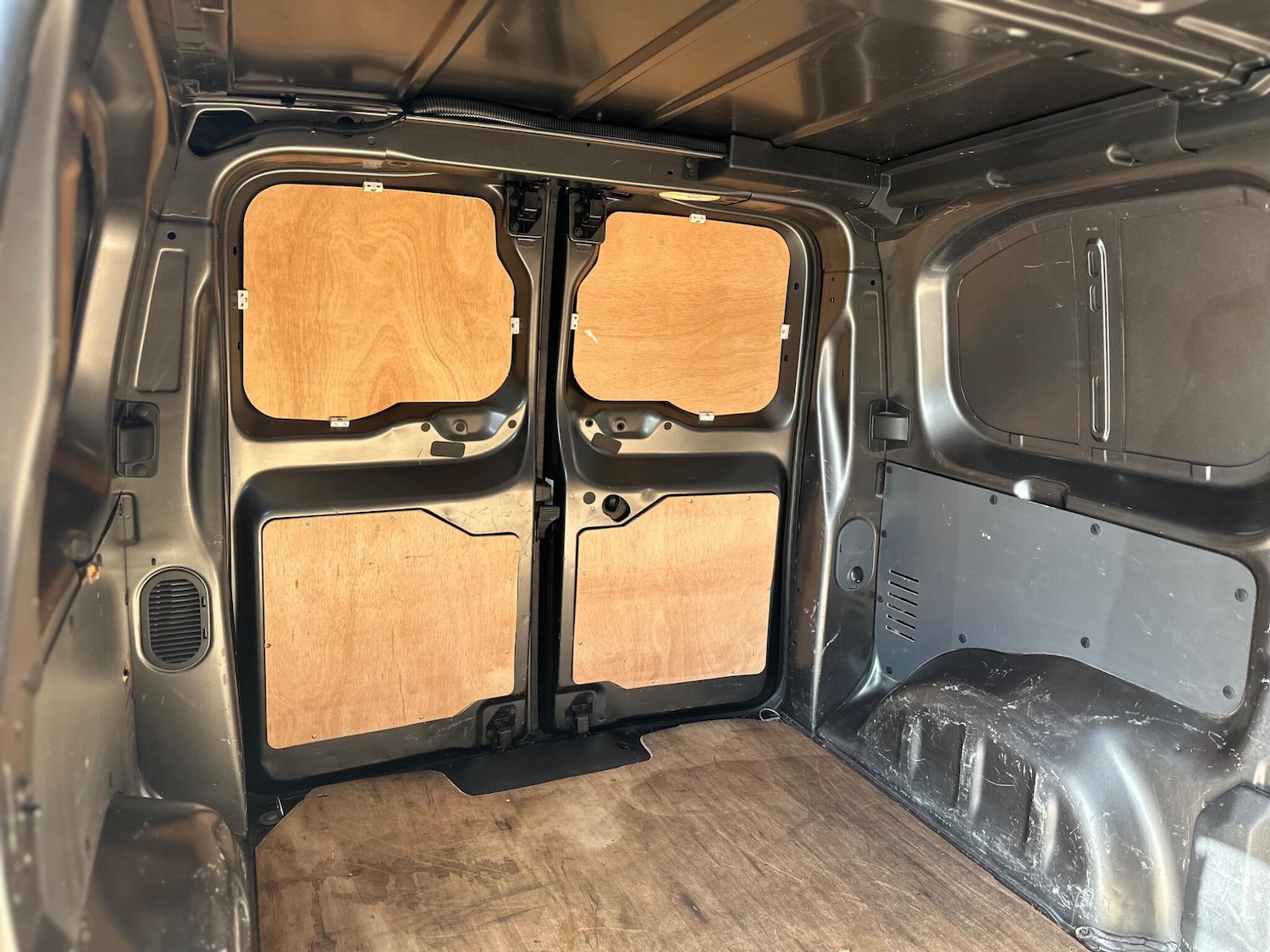 Used Vauxhall Vivaro 2022 for sale - 77883261: Photo 40