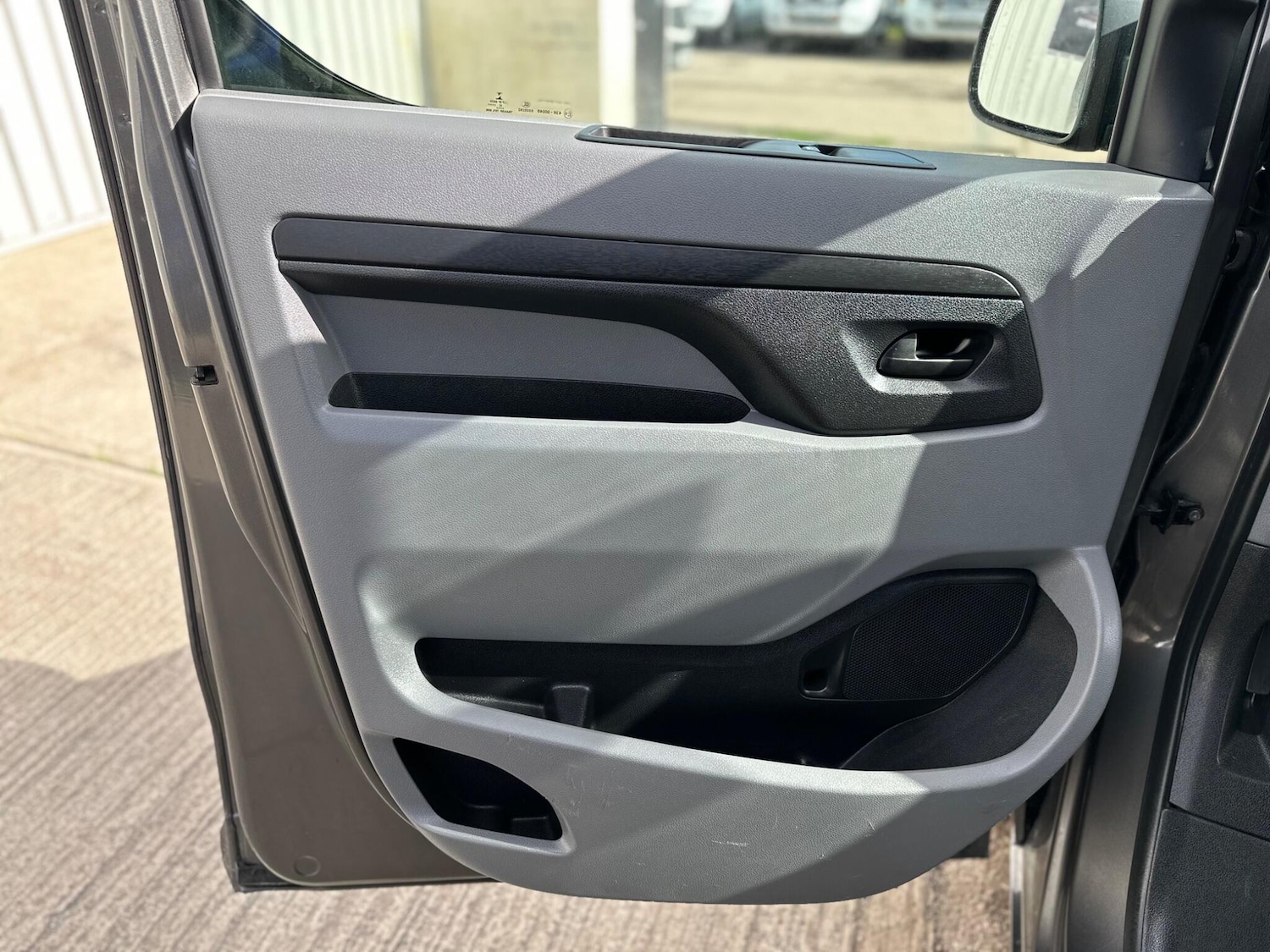 Used Vauxhall Vivaro 2022 for sale - 77883261: Photo 55