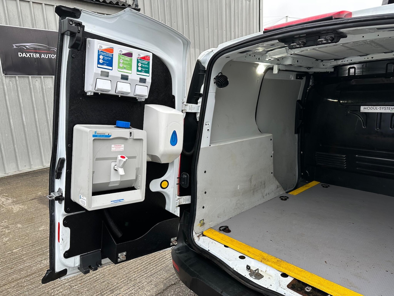 Used Ford Transit Connect 2019 for sale - 77612168: Photo 29