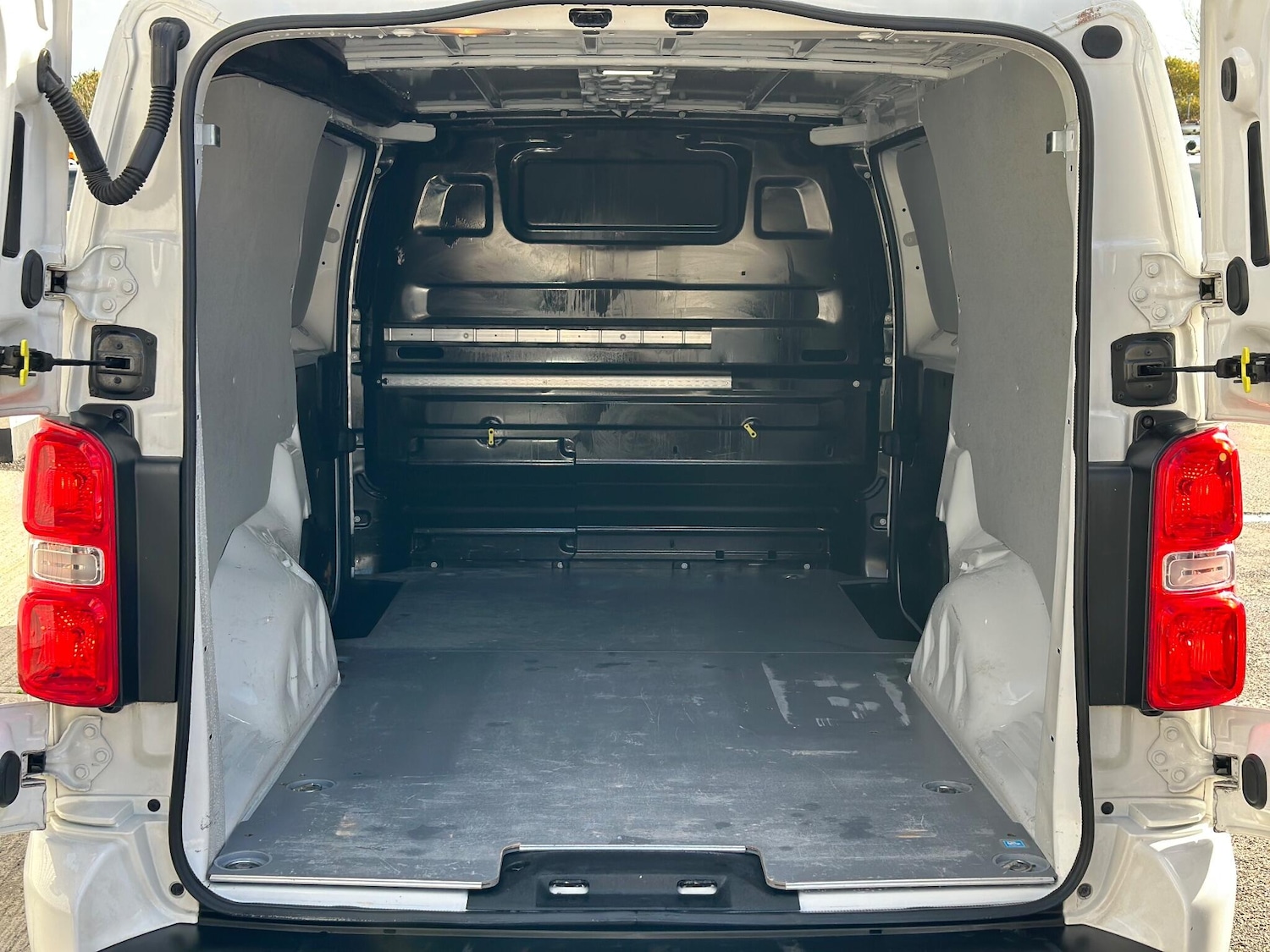 Used Vauxhall Vivaro 2021 for sale - 76441212: Photo 35