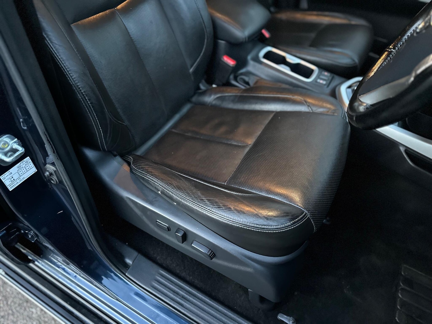 Used Nissan Navara 2018 for sale - 76549879: Photo 33