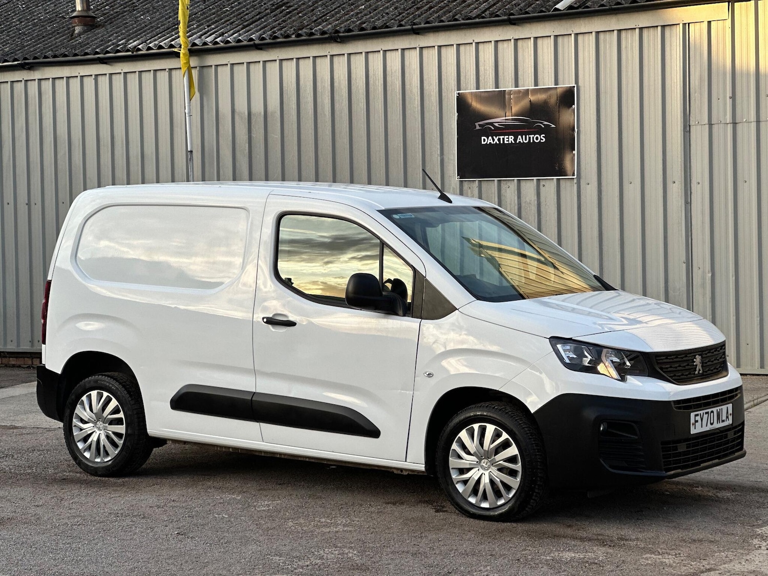 Used Peugeot Partner 2020 for sale - 76499470: Photo 1