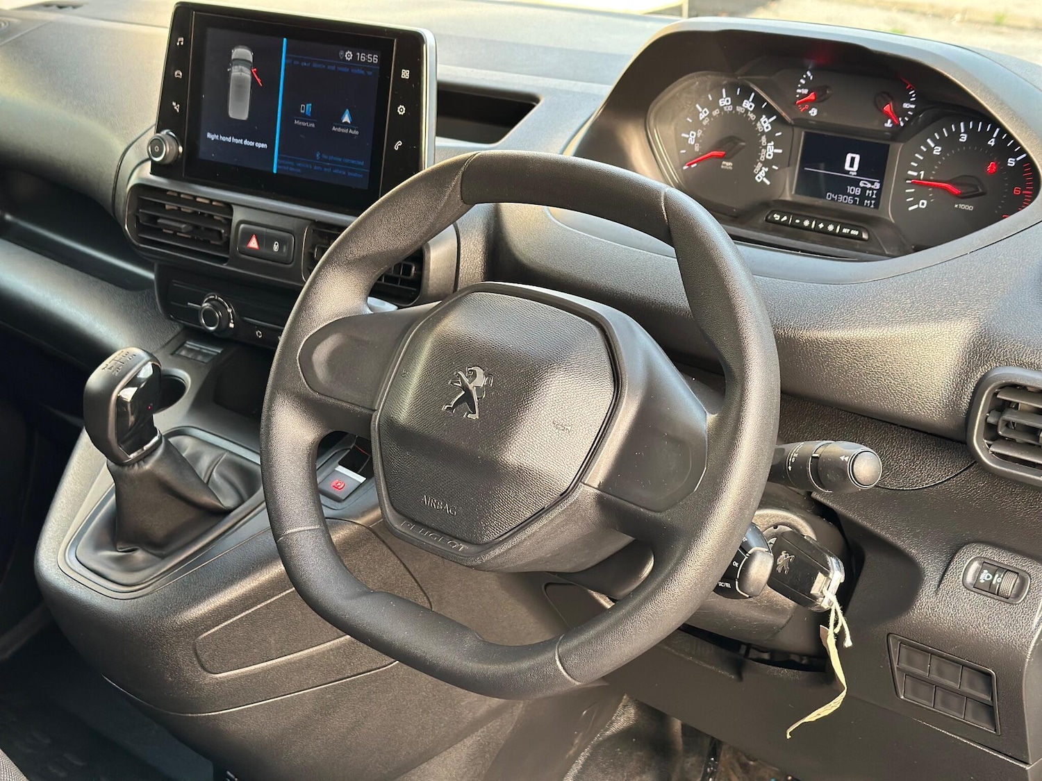 Used Peugeot Partner 2020 for sale - 76499470: Photo 11