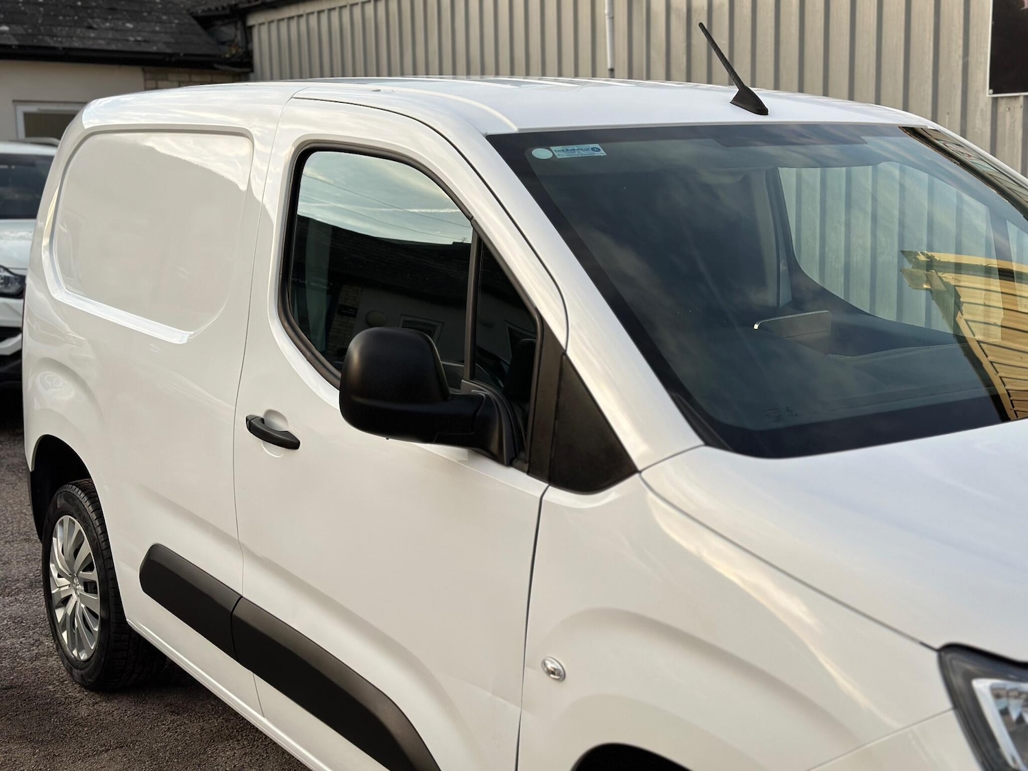 Used Peugeot Partner 2020 for sale - 76499470: Photo 23