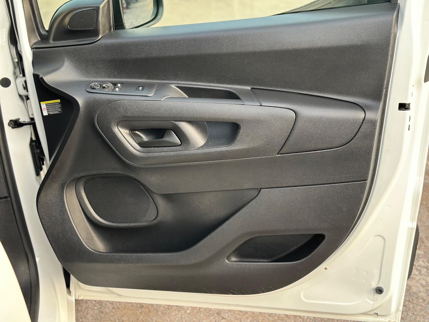 Used Peugeot Partner 2020 for sale - 76499470: Photo 29