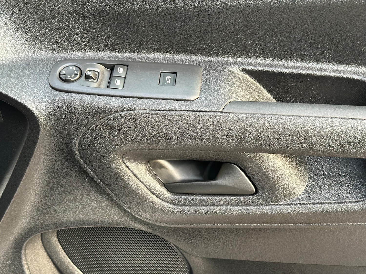 Used Peugeot Partner 2020 for sale - 76499470: Photo 33