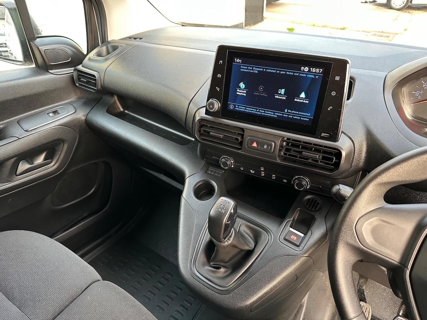 Used Peugeot Partner 2020 for sale - 76499470: Photo 37