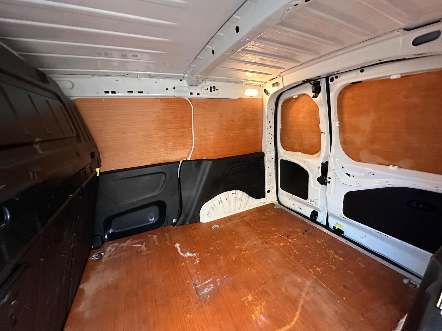 Used Peugeot Partner 2020 for sale - 76499470: Photo 44