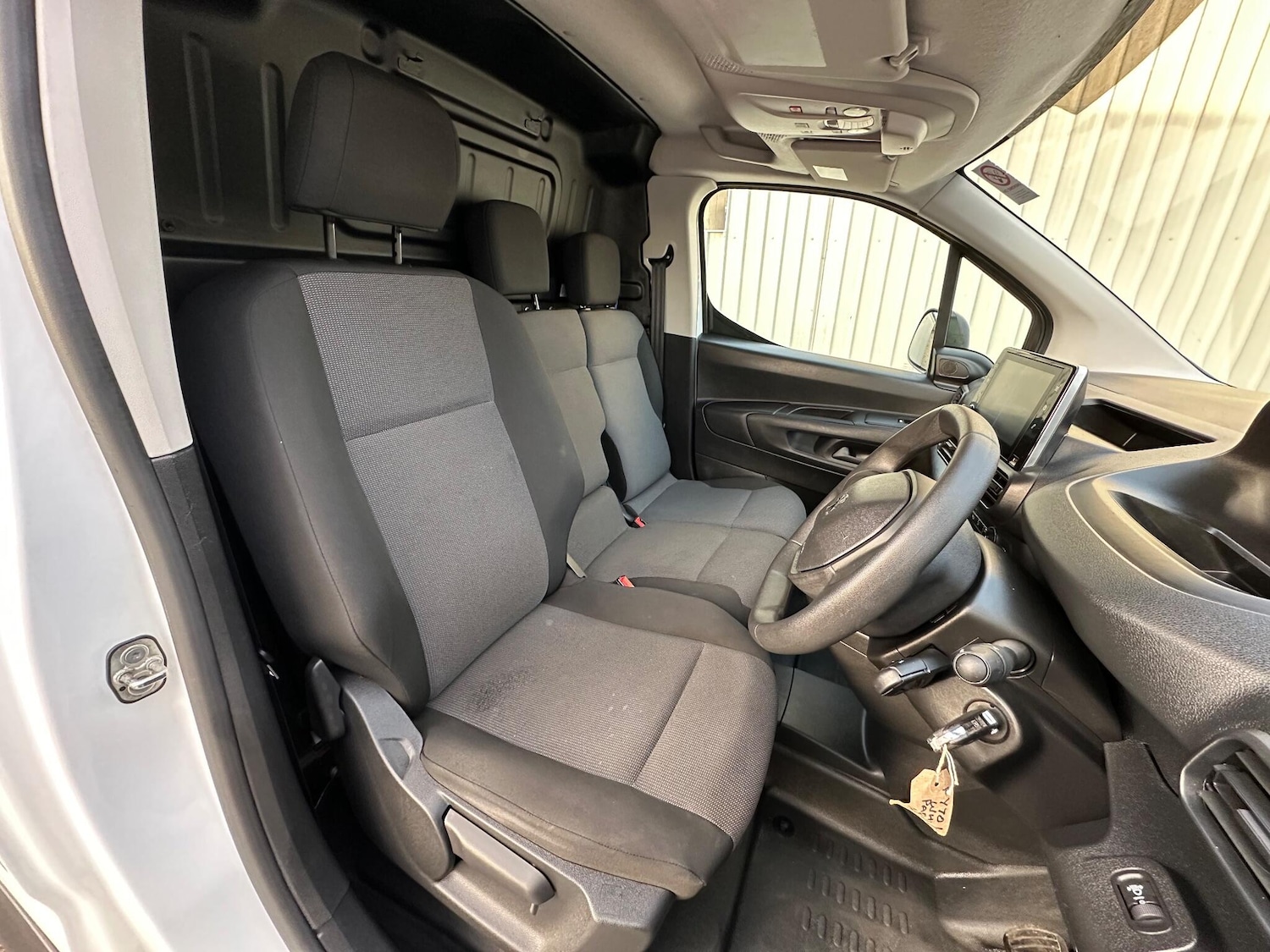 Used Peugeot Partner 2020 for sale - 76499470: Photo 9