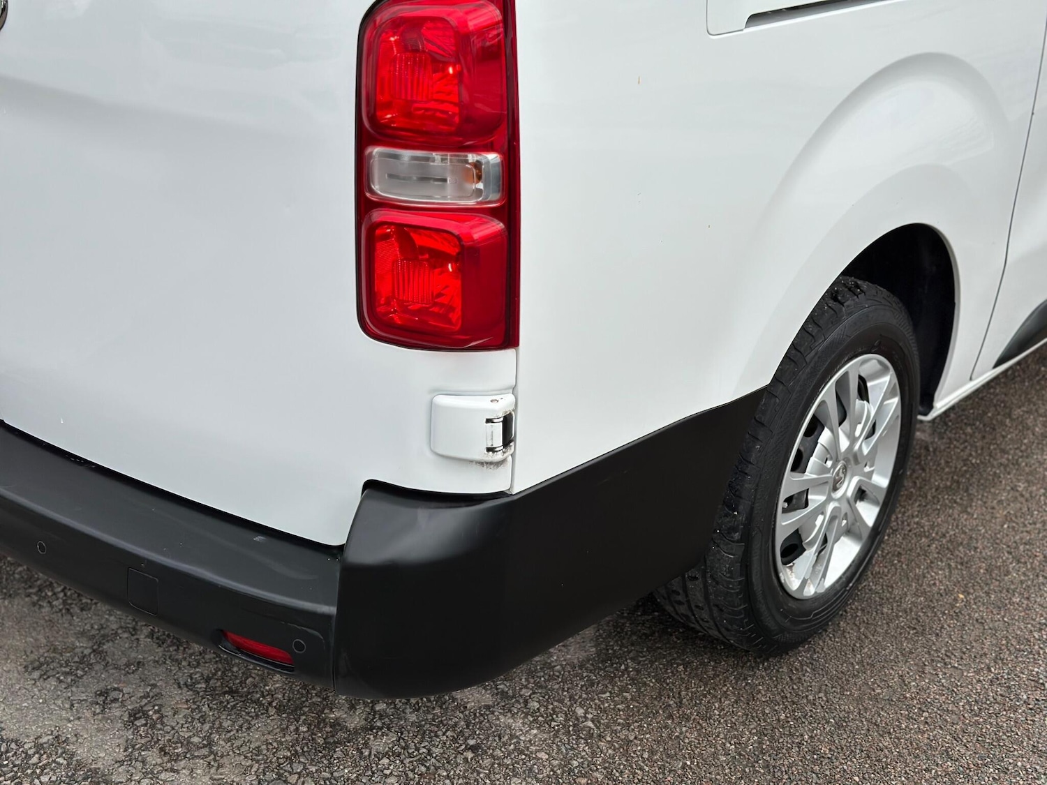 Used Vauxhall Vivaro 2021 for sale - 76360515: Photo 25