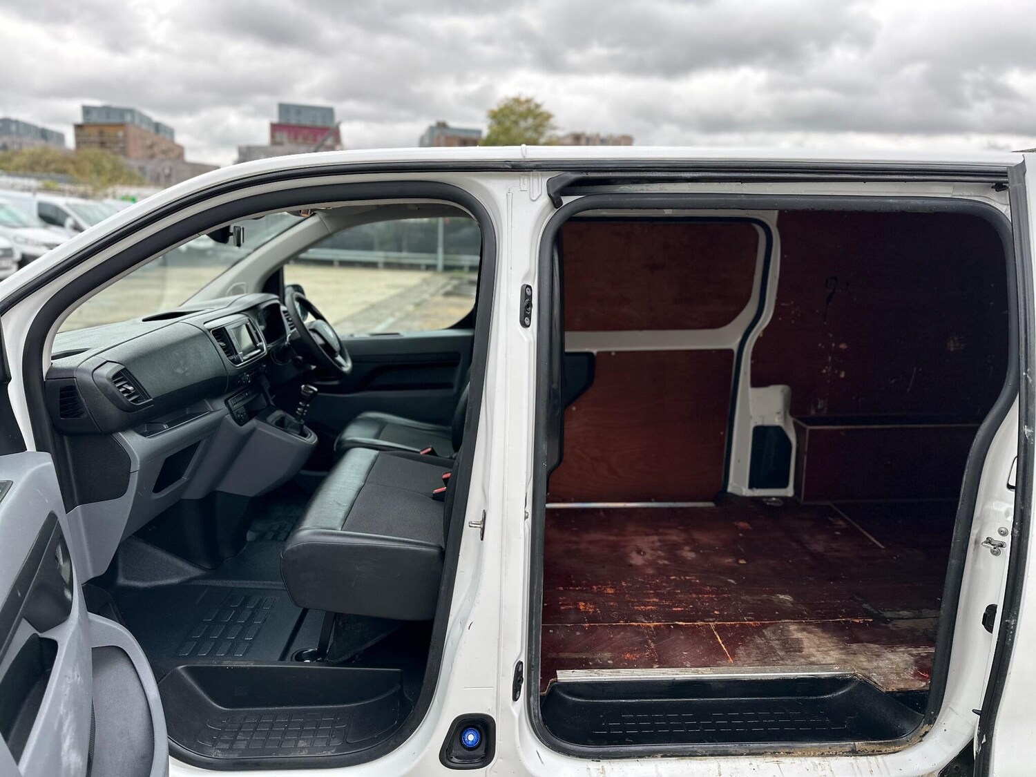 Used Vauxhall Vivaro 2021 for sale - 76360515: Photo 51