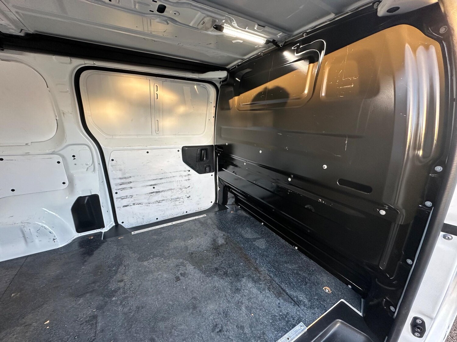 Used Vauxhall Vivaro 2022 for sale - 76473041: Photo 44