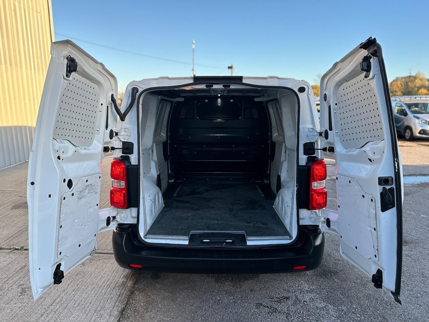 Used Vauxhall Vivaro 2022 for sale - 76473041: Photo 48