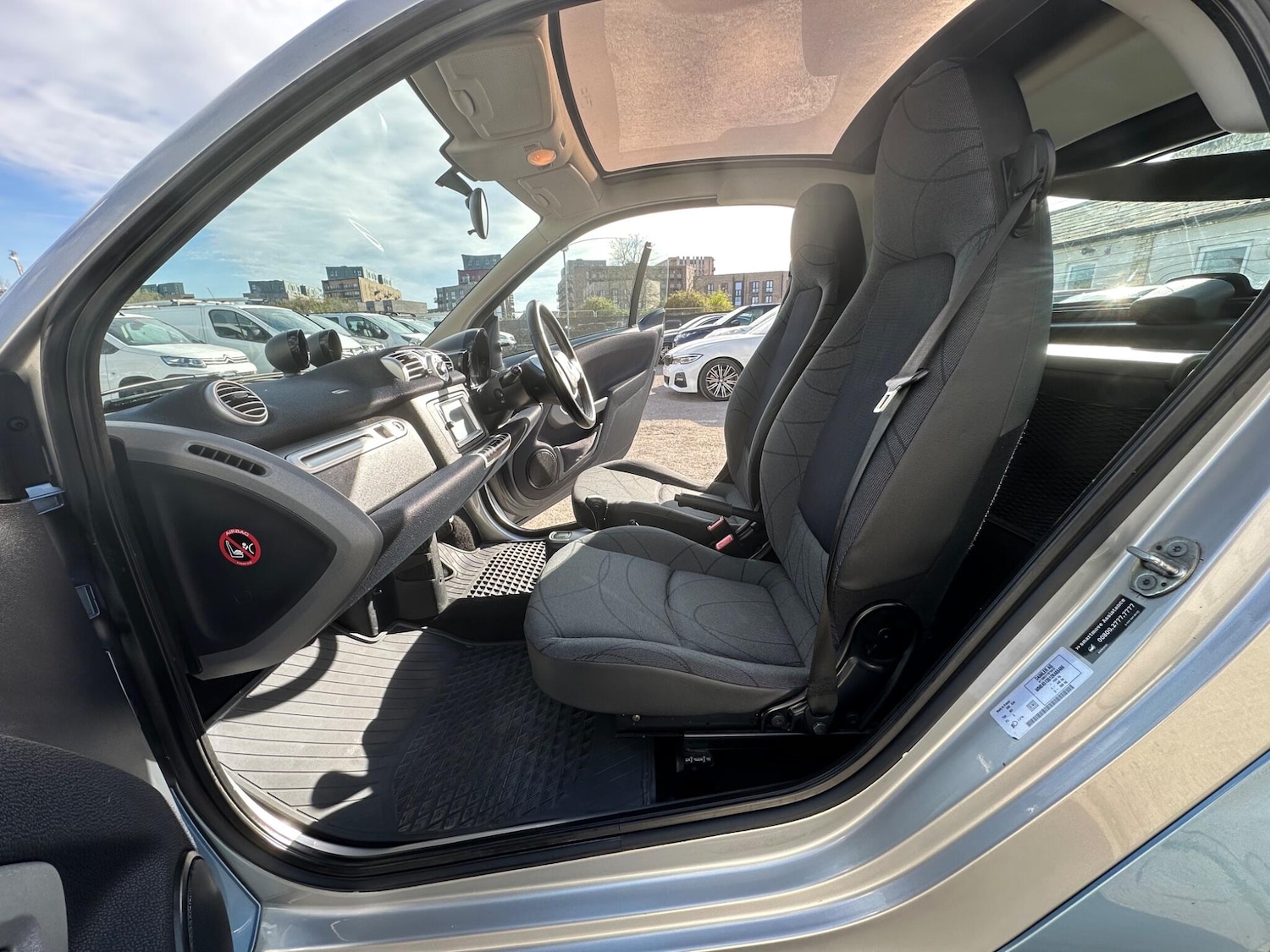 Used smart fortwo 2011 for sale - 78047637: Photo 13