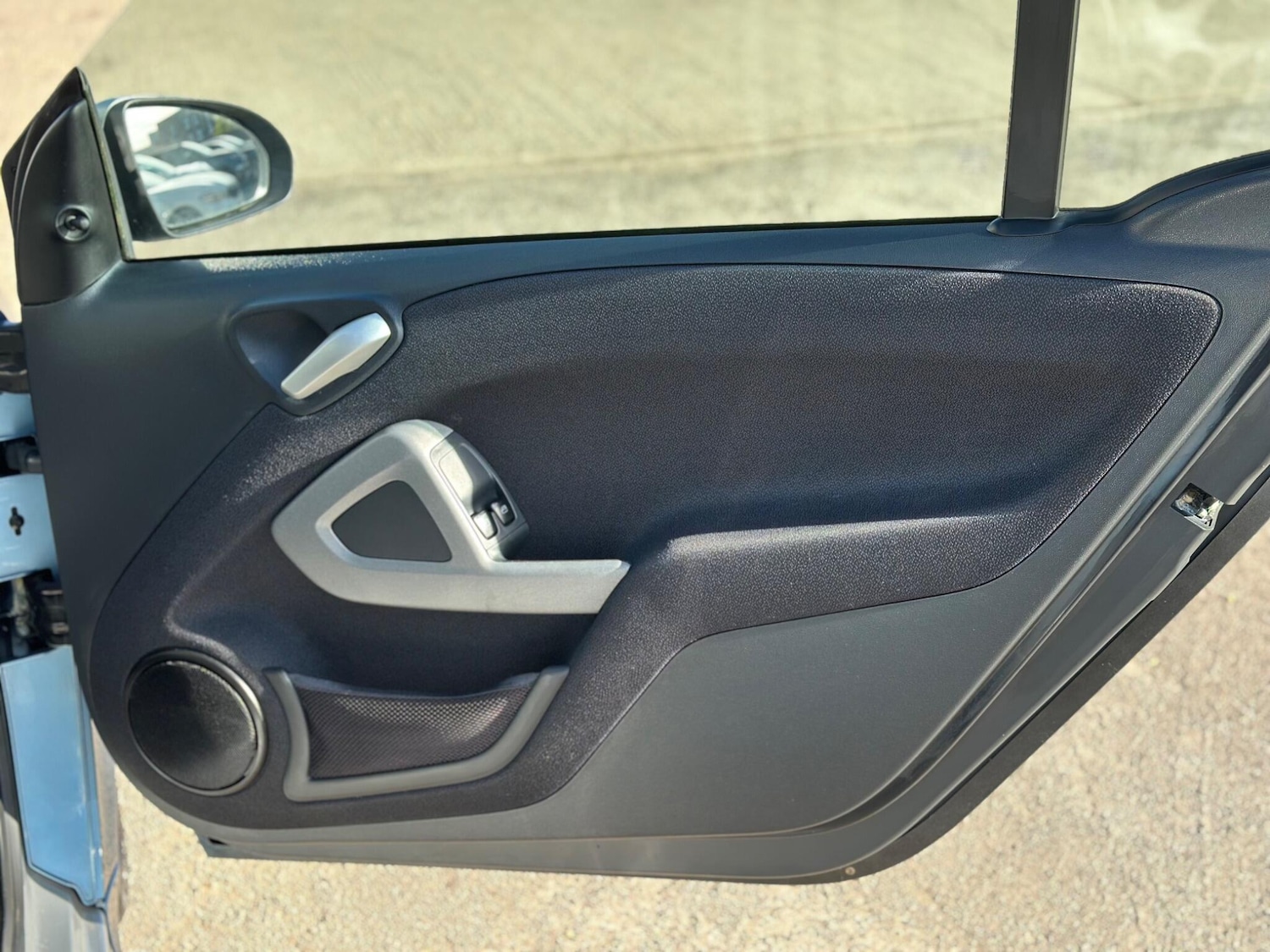 Used smart fortwo 2011 for sale - 78047637: Photo 31