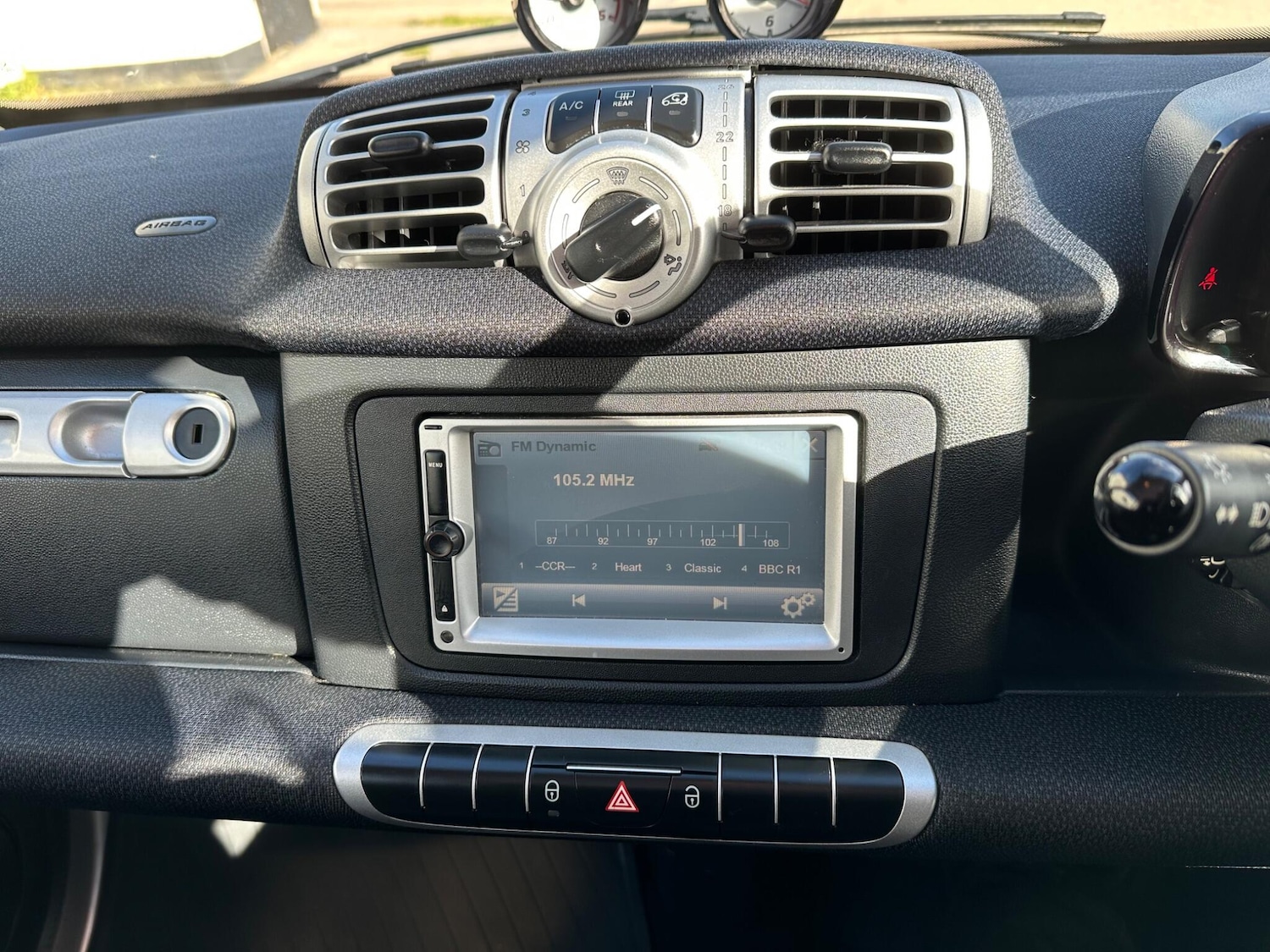 Used smart fortwo 2011 for sale - 78047637: Photo 34