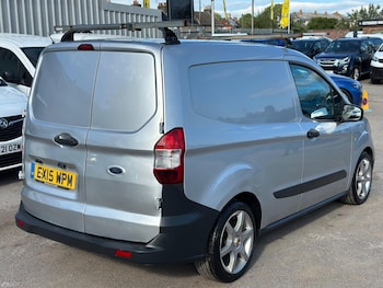 Used Ford Transit Courier 2015 for sale - 79018554: Photo