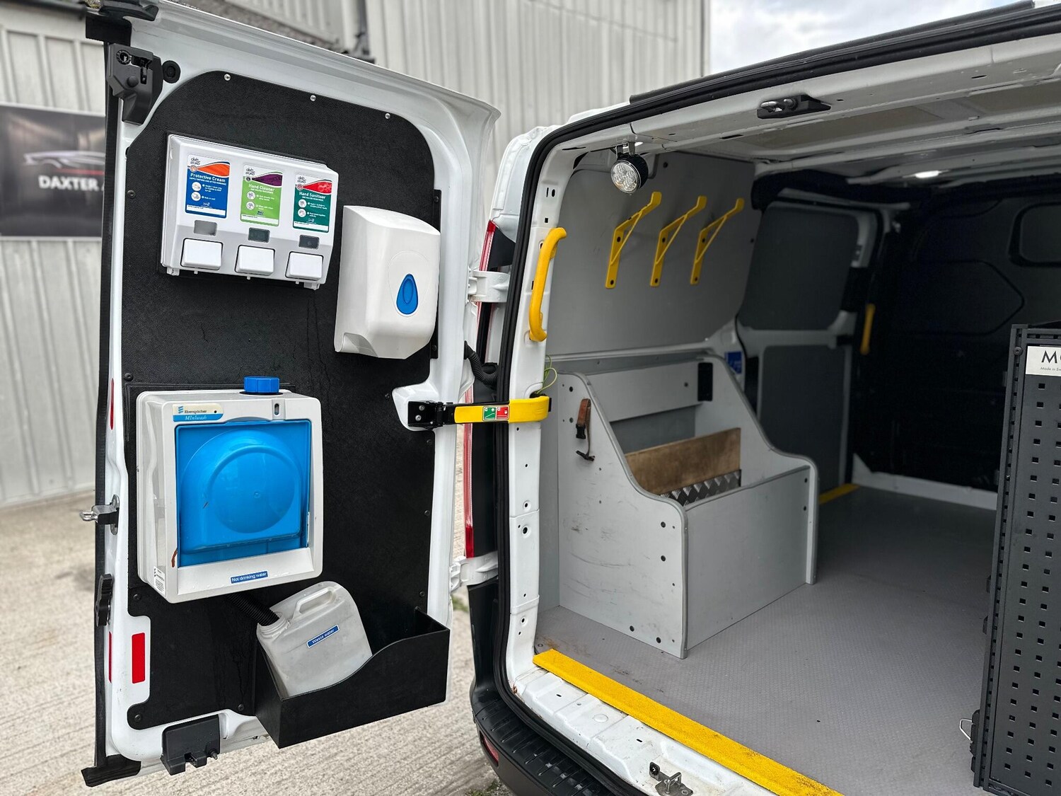 Used Ford Transit Custom 2018 for sale - 76337293: Photo 46