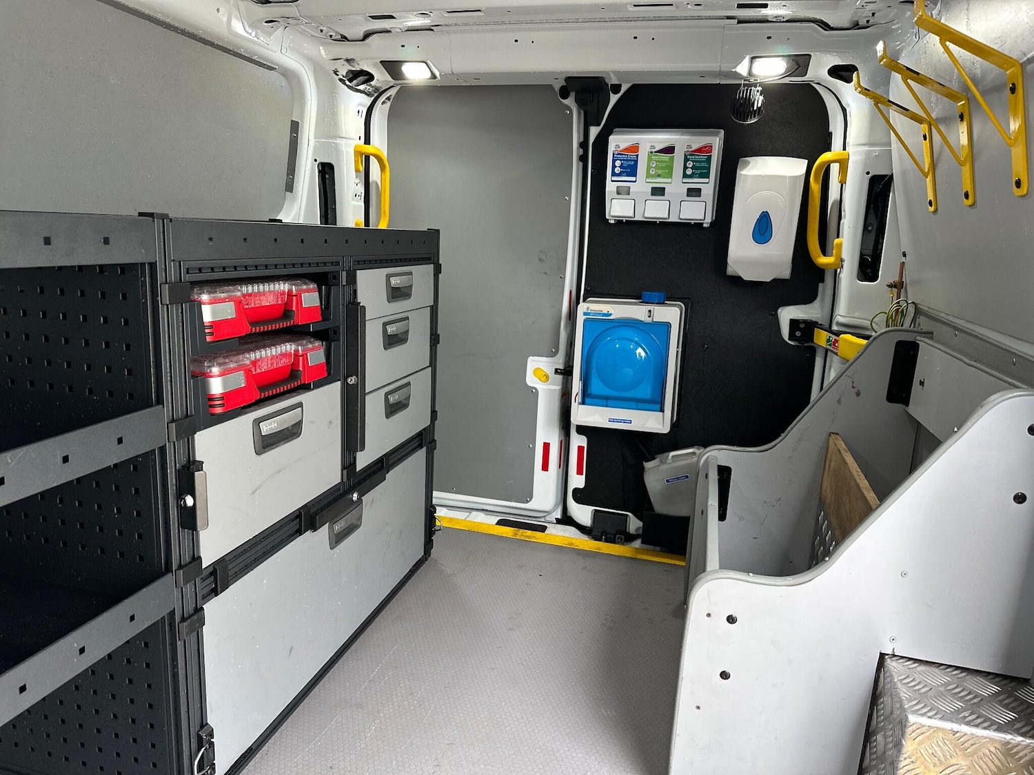 Used Ford Transit Custom 2018 for sale - 76337293: Photo 58