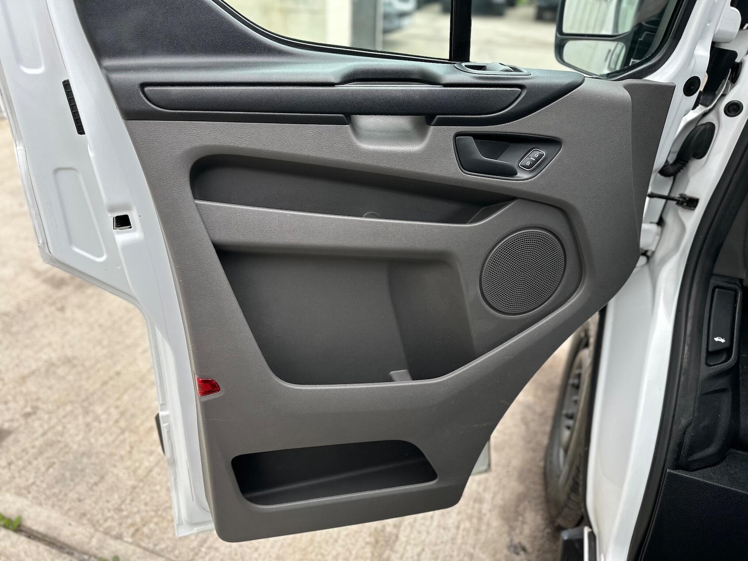 Used Ford Transit Custom 2018 for sale - 76337293: Photo 66