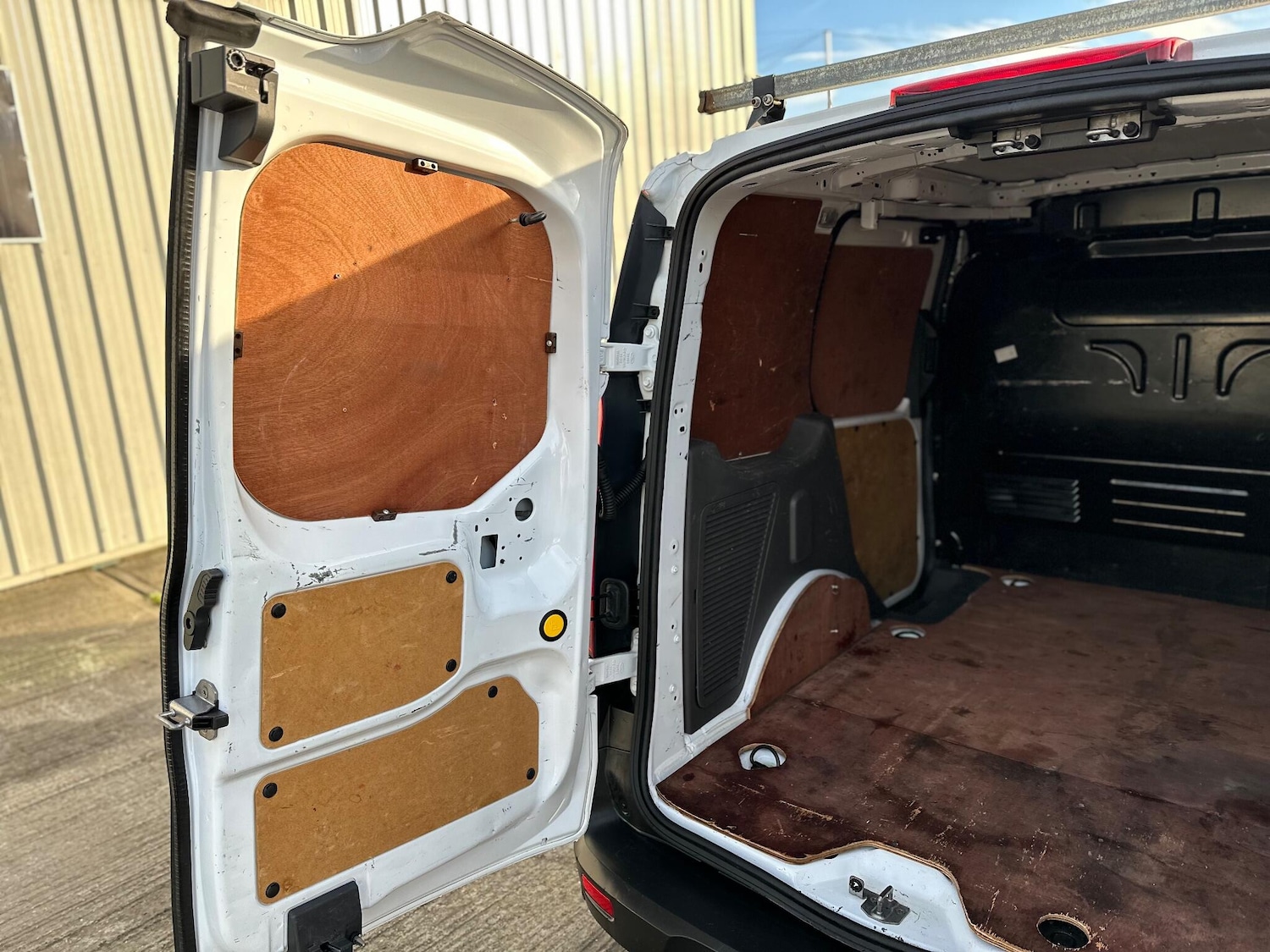 Used Ford Transit Connect 2019 for sale - 76839396: Photo 43