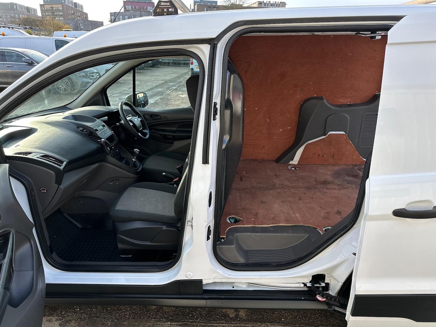 Used Ford Transit Connect 2019 for sale - 76839396: Photo 46