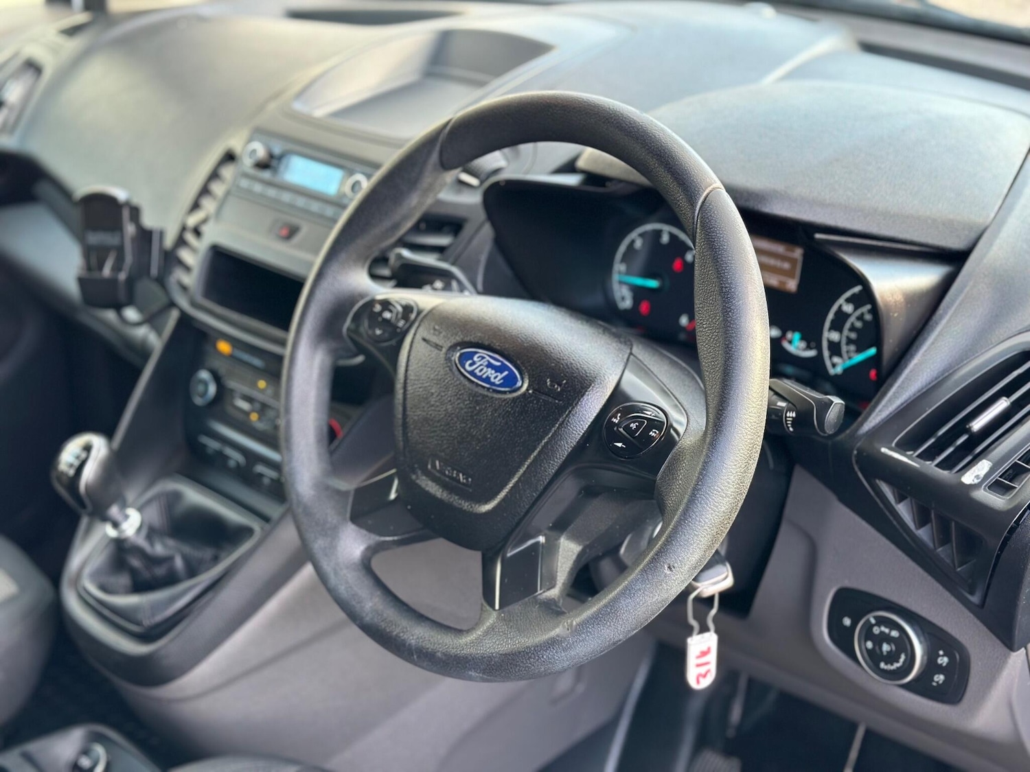 Used Ford Transit Connect 2019 for sale - 76839396: Photo 9