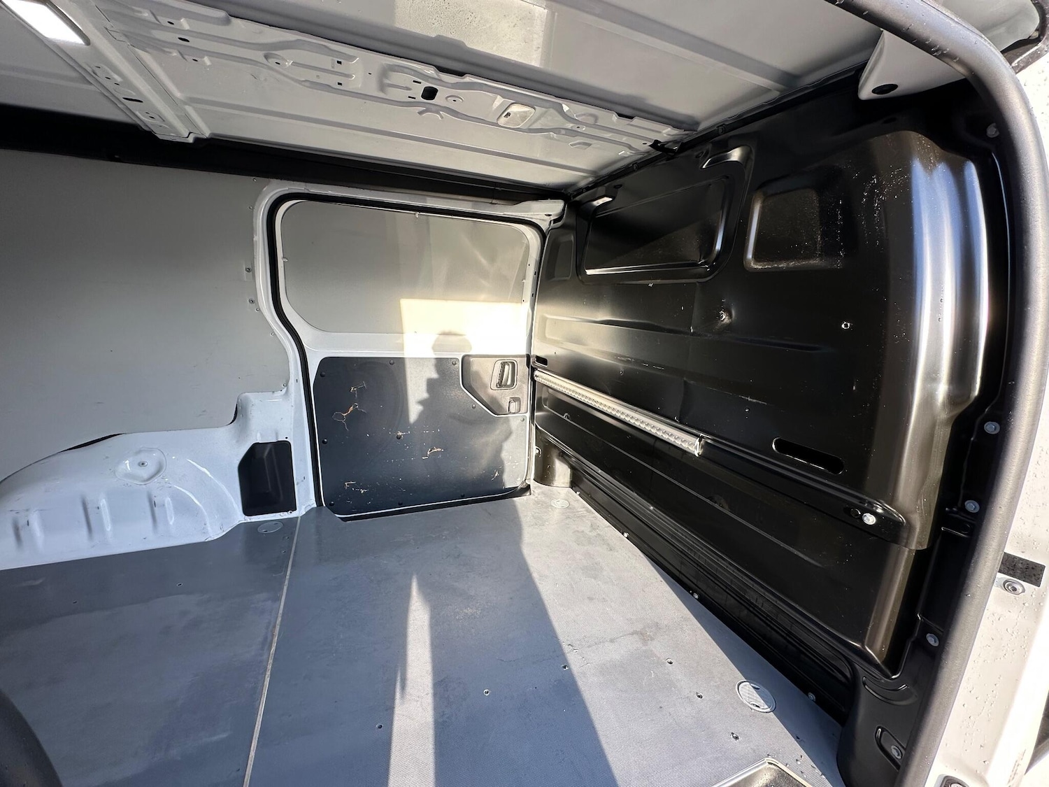 Used Vauxhall Vivaro 2021 for sale - 77237757: Photo 37