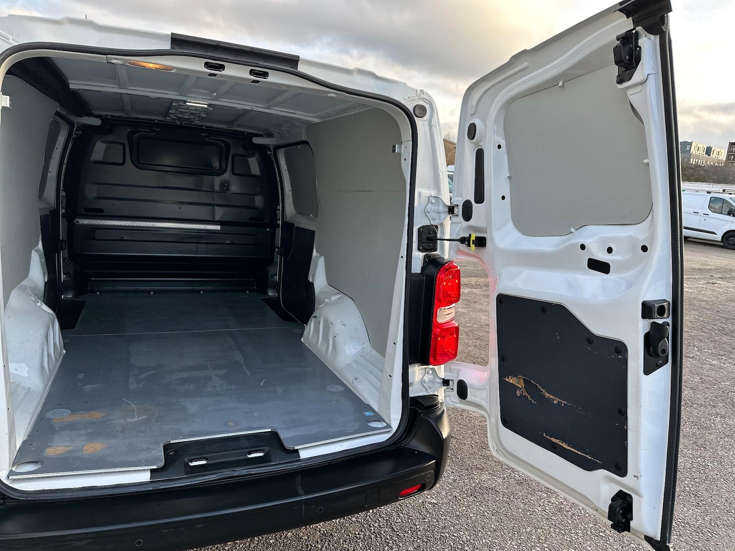 Used Vauxhall Vivaro 2021 for sale - 77237757: Photo 45