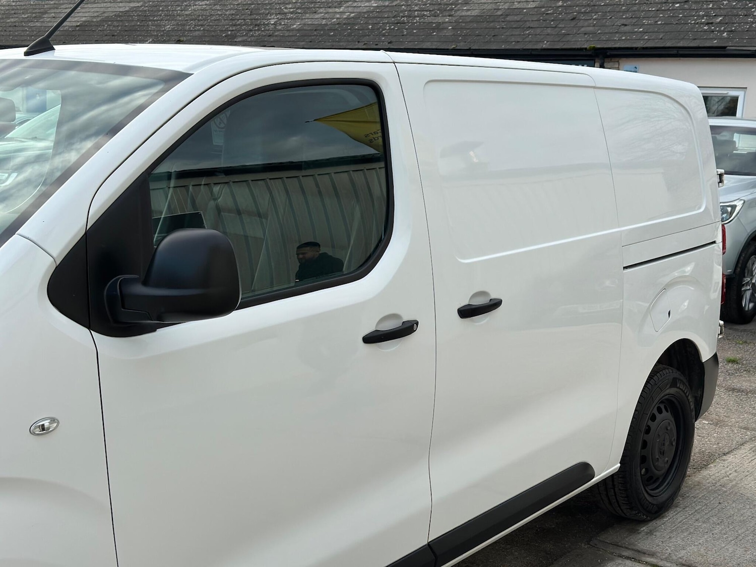 Used Peugeot Expert 2020 for sale - 76562437: Photo 28