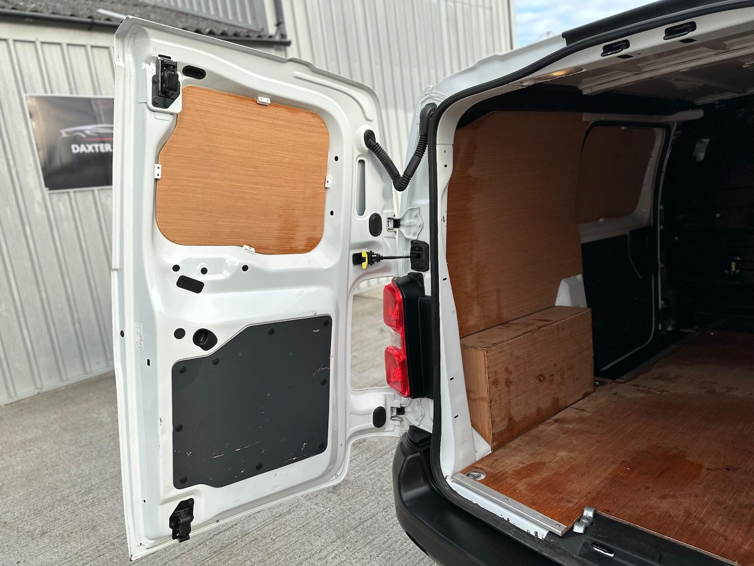 Used Peugeot Expert 2020 for sale - 76562437: Photo 40